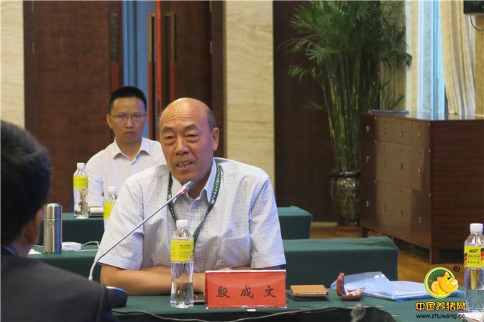 中国畜牧业协会常务副秘书长殷成文
