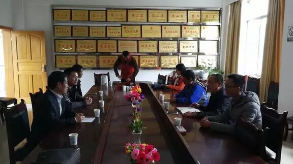 农牧集团领导赴西藏林芝洽谈雏鹰藏香猪产业化