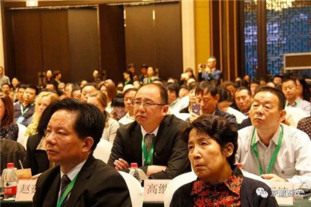 10月12日,在这丹桂飘香的时节,世界农场动物福利大会在美丽的西子湖畔隆重举行。