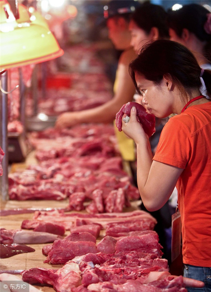 精瘦肉的价格实际并没降低几元，而消费者主要还是购买精瘦肉  