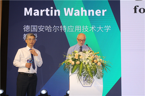 Martin Wahner：同期发情在母猪生产批次化中的应用？